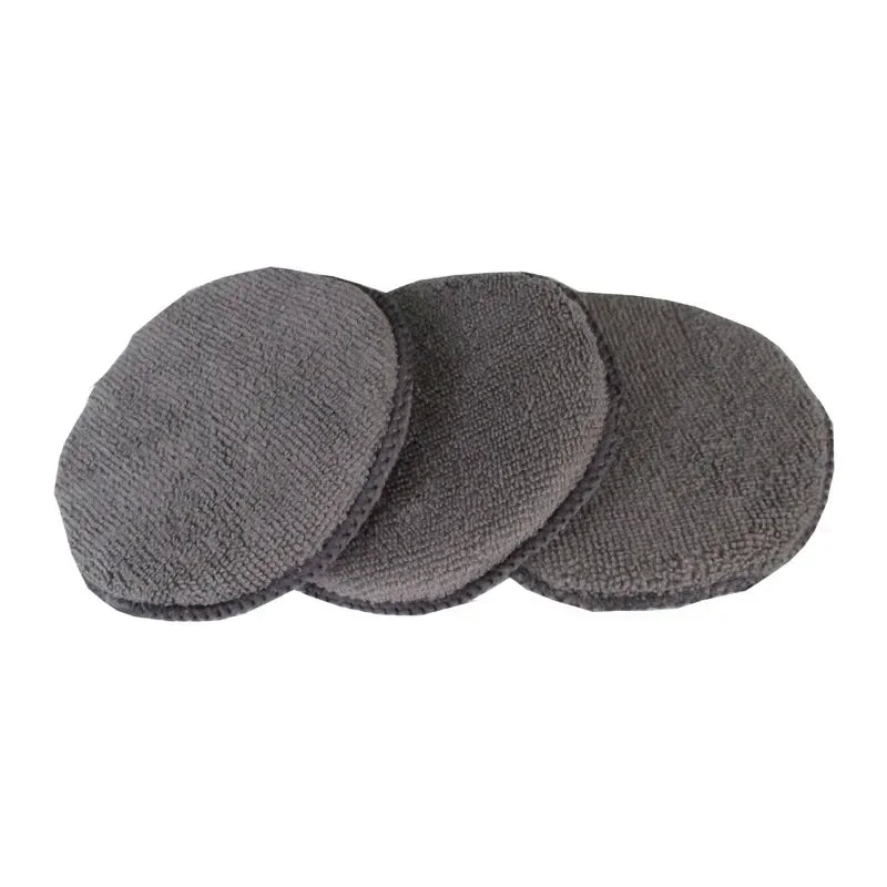 9 יחידות ערכת ניקוי וטיפוח לרכב: כפפה לשטיפה, מגבת מיקרופייבר, כפפות, מברשת גלגלים, פד, ספוג, כפפה לשטיפת רכב, מוצרים לניקוי ודיטיילינג רכב.